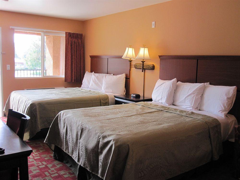 Rancho California Inn テメキュラ エクステリア 写真